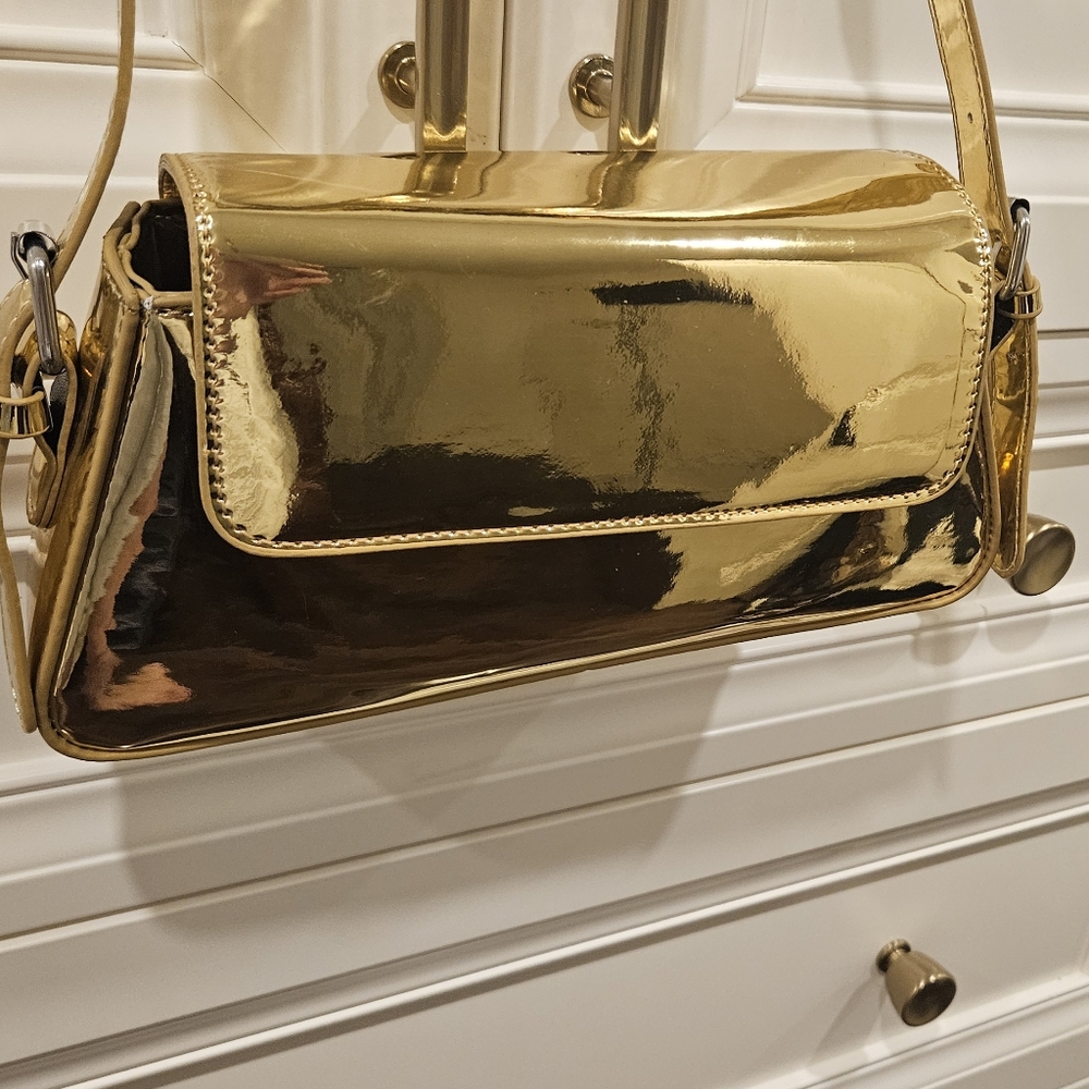 Ladies gold purse